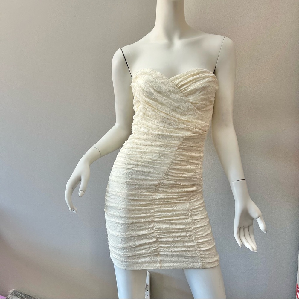 Cream Stretchy Lace Mini Dress Size S